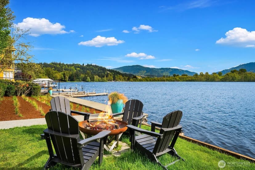 Property photo for 4233 E Lake Sammamish Shore Lane Se, Sammamish photo 38
