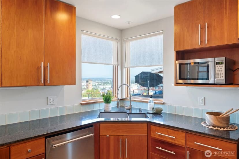 Property photo for 609 Fawcett Avenue, Tacoma photo 17