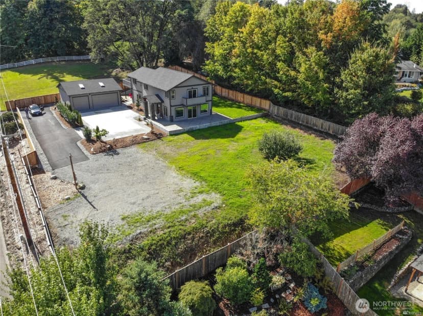 Property photo for 2502 9th Street Sw, Puyallup