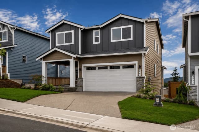 Property photo for 2043 Ne Norseman Way, Poulsbo