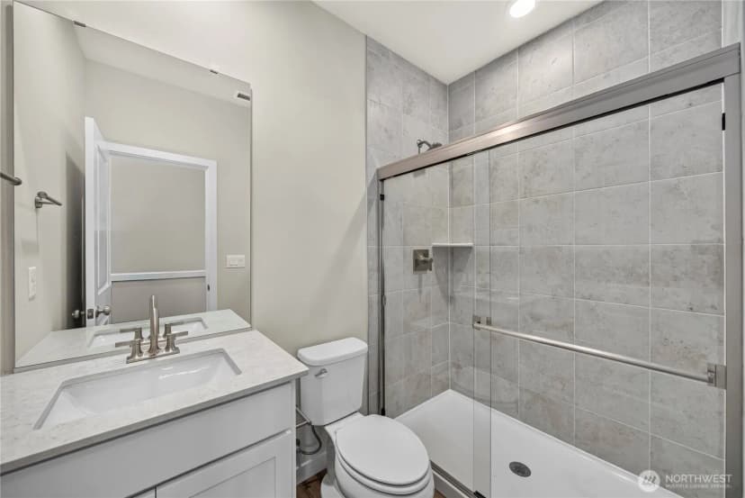 Property photo for 2043 Ne Norseman Way, Poulsbo photo 6