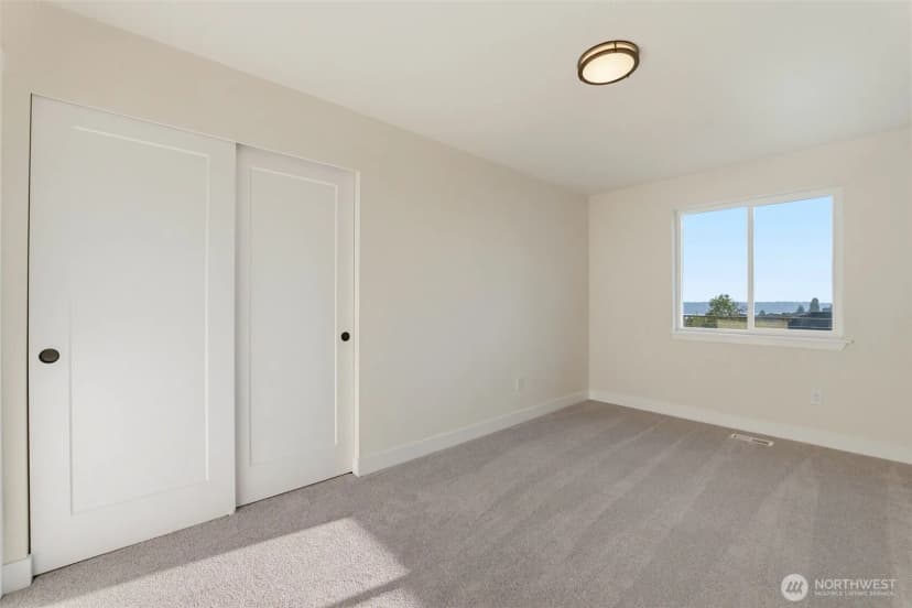 Property photo for 3058 44th Avenue Ne, Tacoma photo 25