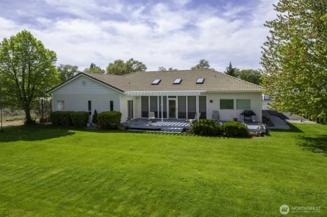 Property photo for 19185 St. Andrews Drive Nw, Soap Lake
