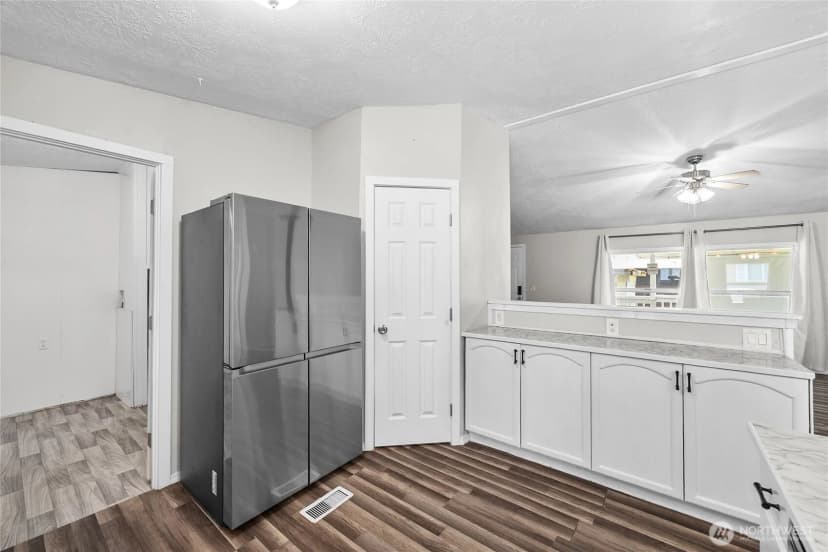Property photo for 8807 226th Street E #12, Graham photo 13