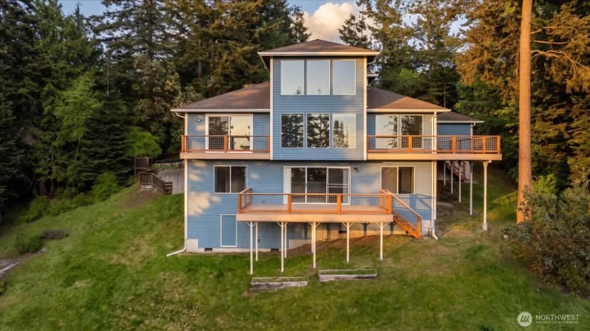 Property photo for 14076 Rosario Road, Anacortes