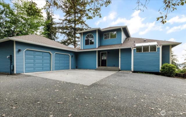 Property photo for 14076 Rosario Road, Anacortes photo 2