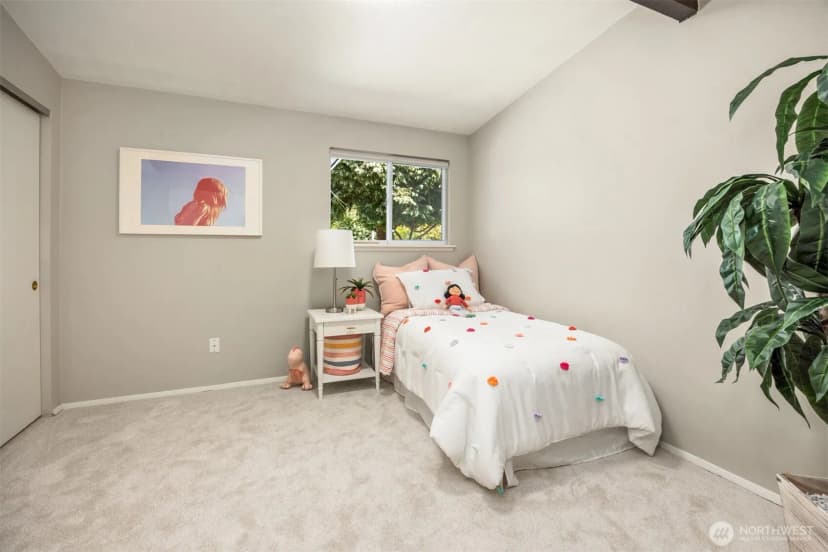 Property photo for 16021 15th Avenue Sw, Burien photo 19