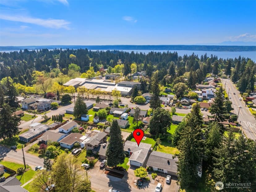 Property photo for 16021 15th Avenue Sw, Burien photo 36