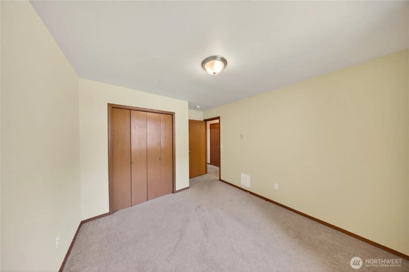 Property photo for 325 Snohomish Drive, La Conner photo 18