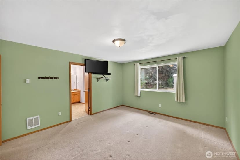 Property photo for 325 Snohomish Drive, La Conner photo 20