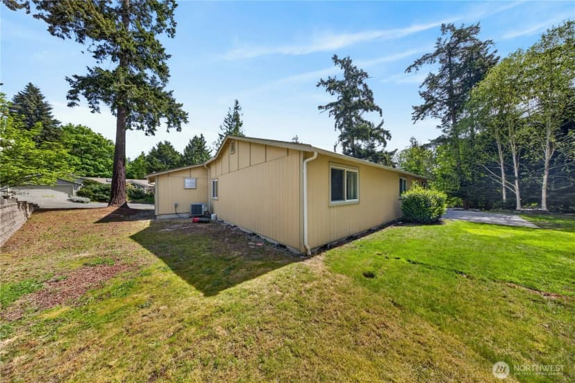 Property photo for 325 Snohomish Drive, La Conner photo 34