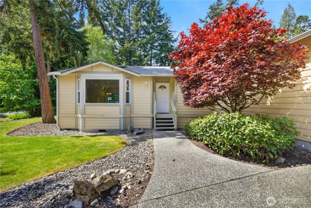 Property photo for 325 Snohomish Drive, La Conner photo 4