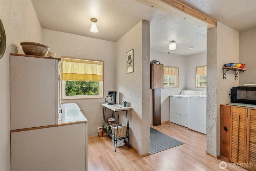 Property photo for 612 W Cherry Street, Centralia photo 18