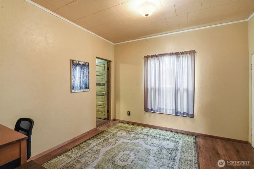 Property photo for 612 W Cherry Street, Centralia photo 20