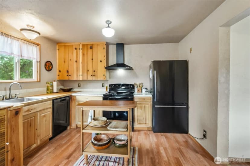 Property photo for 612 W Cherry Street, Centralia photo 15
