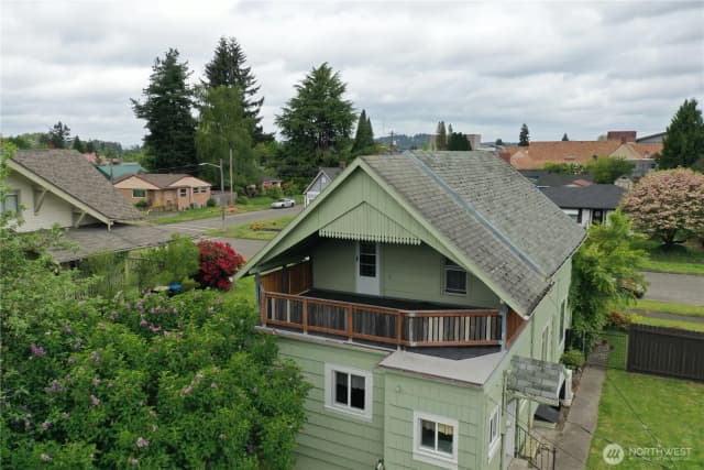Property photo for 612 W Cherry Street, Centralia photo 3