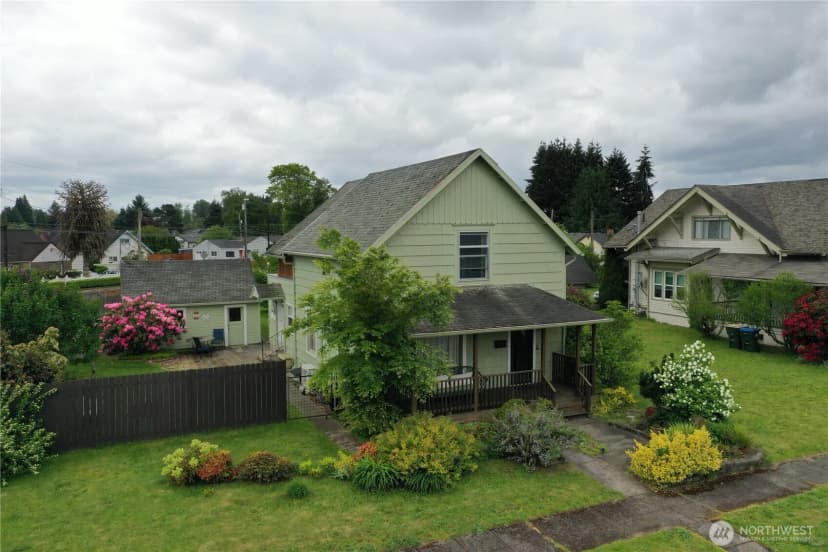 Property photo for 612 W Cherry Street, Centralia