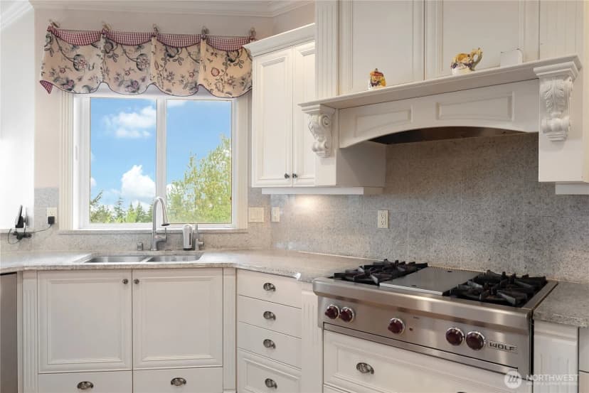 Property photo for 4111 Samish Crest Drive, Bellingham photo 13