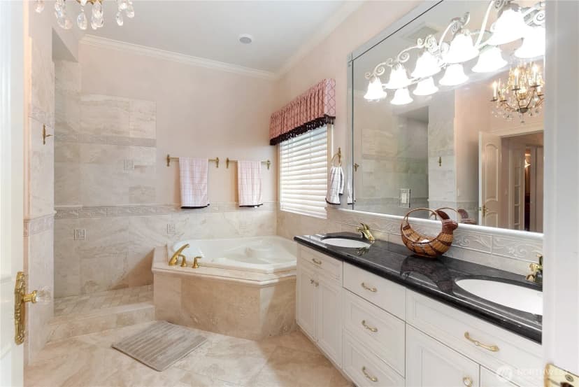Property photo for 4111 Samish Crest Drive, Bellingham photo 33