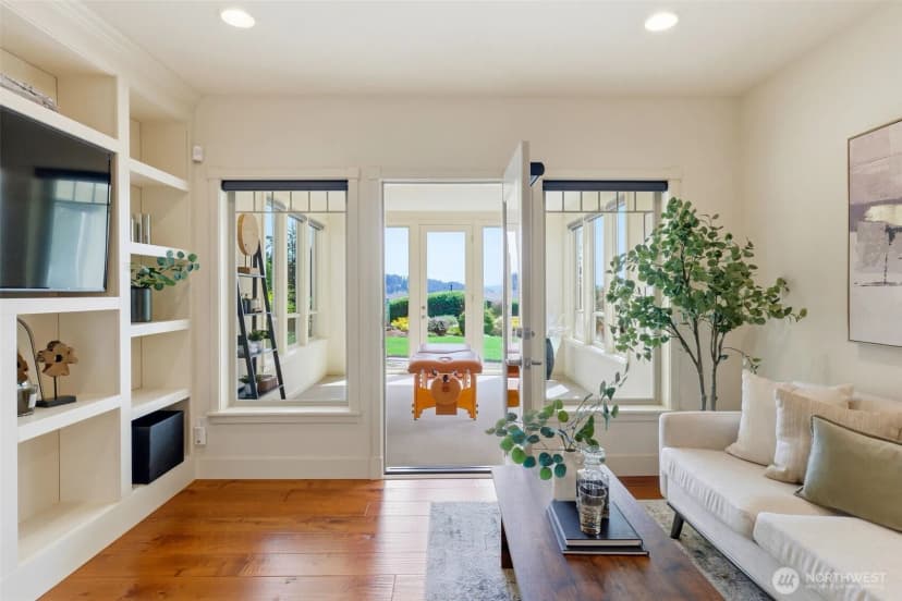Property photo for 3915 Bayview Lane, Gig Harbor photo 31
