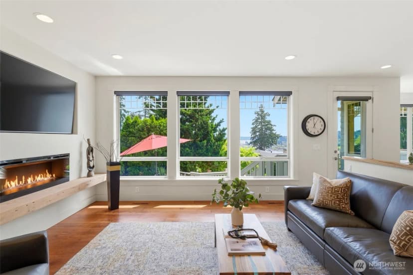 Property photo for 3915 Bayview Lane, Gig Harbor photo 17