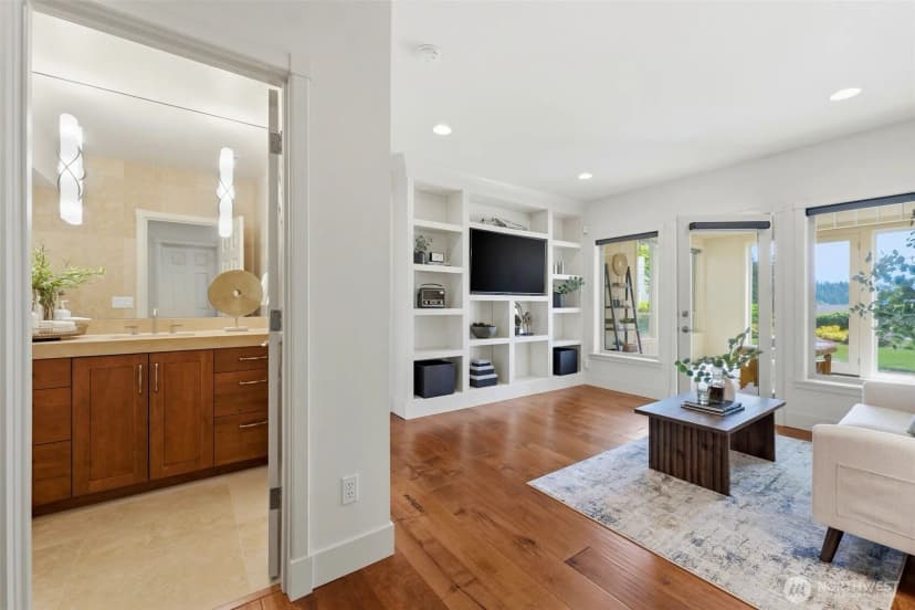 Property photo for 3915 Bayview Lane, Gig Harbor photo 33