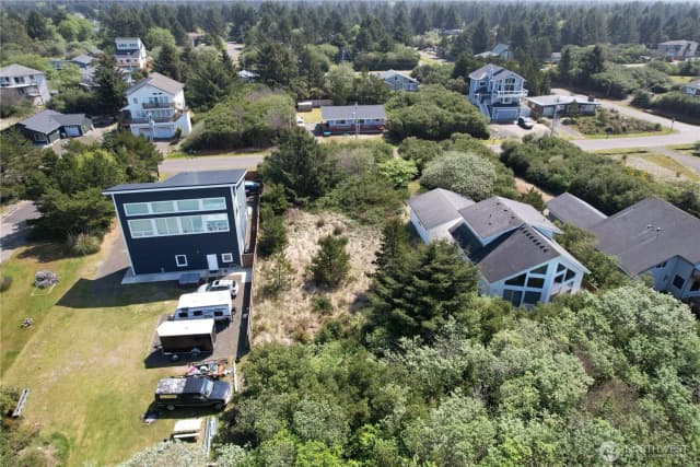 Property photo for 263 Sand Dune Avenue Sw, Ocean Shores photo 4