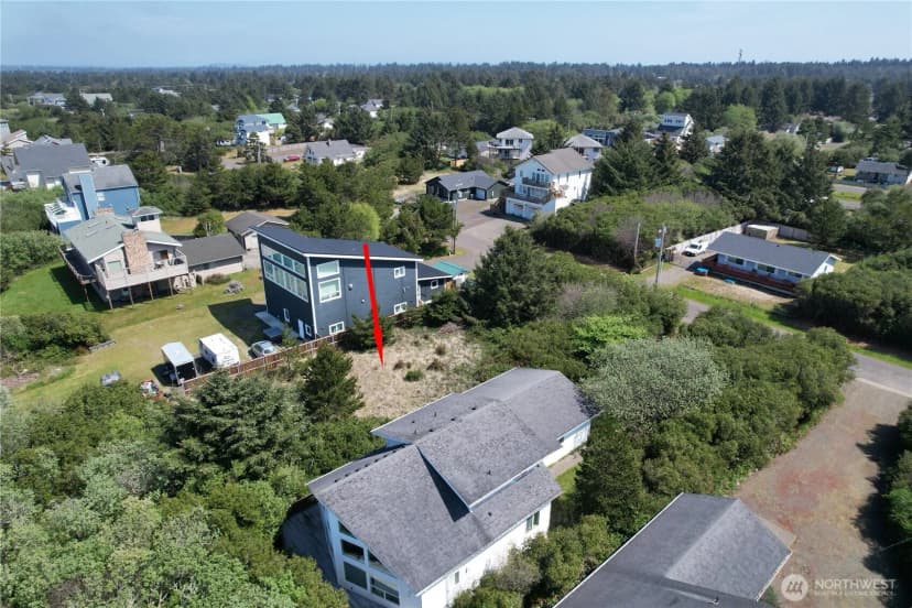 Property photo for 263 Sand Dune Avenue Sw, Ocean Shores