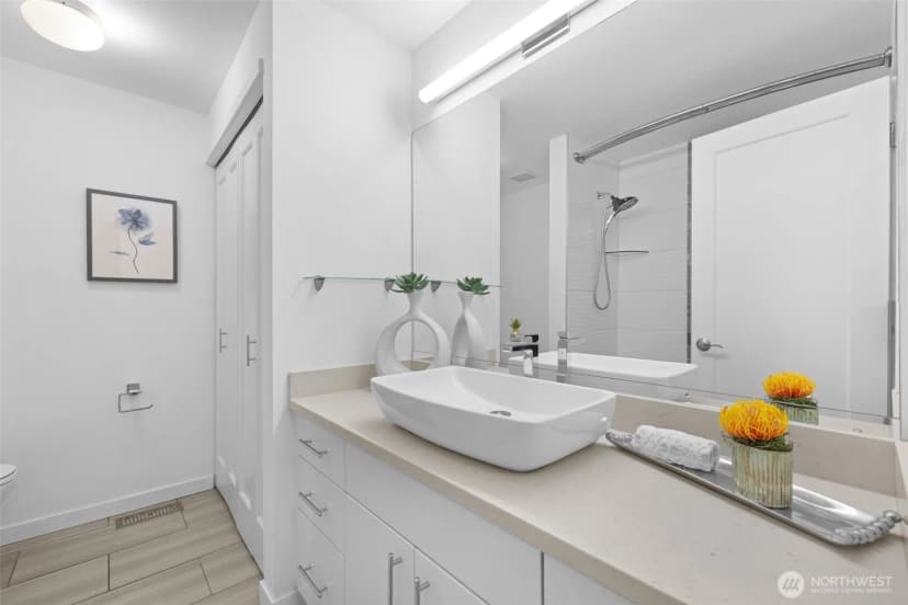 Property photo for 4241 155th Place Se #4-4, Bellevue photo 15