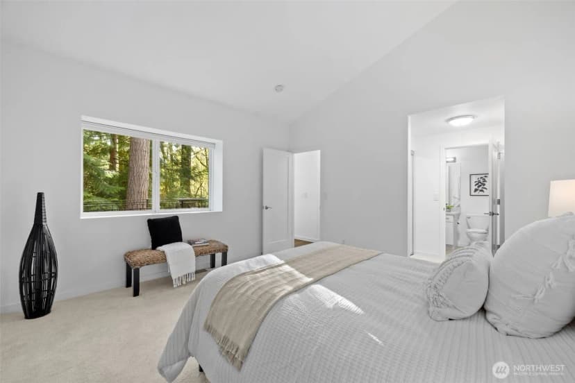Property photo for 4241 155th Place Se #4-4, Bellevue photo 7