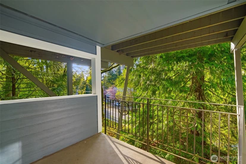 Property photo for 4241 155th Place Se #4-4, Bellevue photo 13