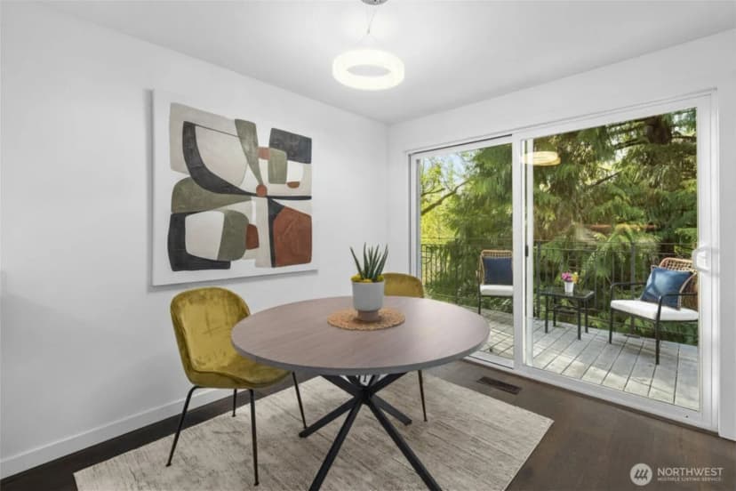 Property photo for 4241 155th Place Se #4-4, Bellevue photo 5