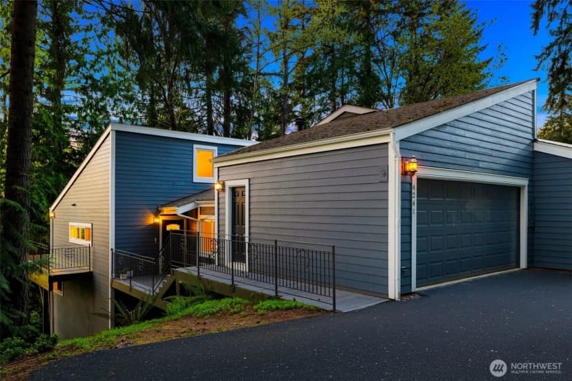 Property photo for 4241 155th Place Se #4-4, Bellevue