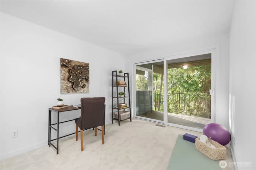 Property photo for 4241 155th Place Se #4-4, Bellevue photo 14