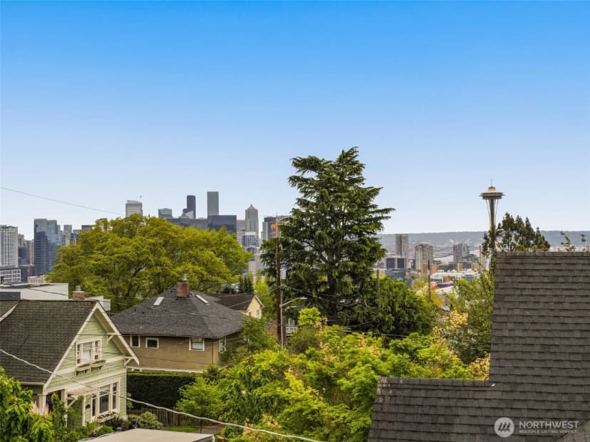 Property photo for 1423 Nob Hill Avenue N, Seattle photo 18