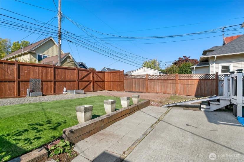 Property photo for 812 N Steele Street, Tacoma photo 23