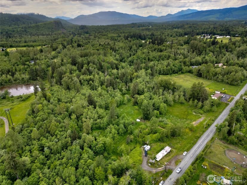 Property photo for 22788 Grip Road, Sedro Woolley photo 3
