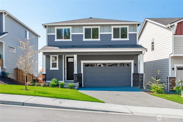 Property photo for 2031 Ne Norseman Way, Poulsbo