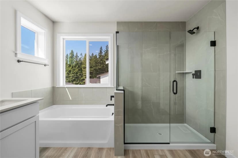 Property photo for 2031 Ne Norseman Way, Poulsbo photo 32