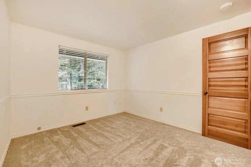 Property photo for 14606 26th Drive Se, Mill Creek photo 19