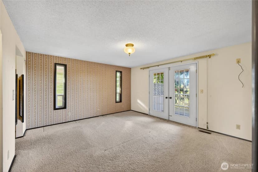 Property photo for 17282 Meadow Lane, Mount Vernon photo 15