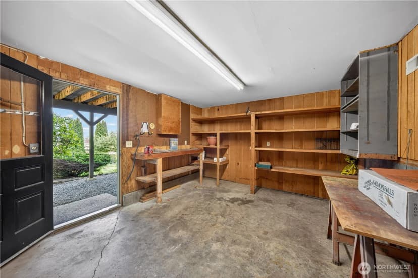 Property photo for 17282 Meadow Lane, Mount Vernon photo 35