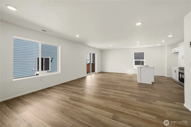 Property photo for 32305 Bryant Road, Sultan photo 5