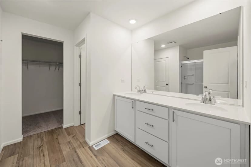 Property photo for 32305 Bryant Road, Sultan photo 21