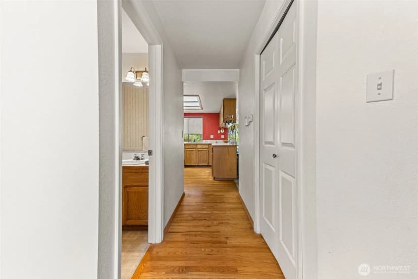 Property photo for 22127 109th Place Se, Kent photo 9