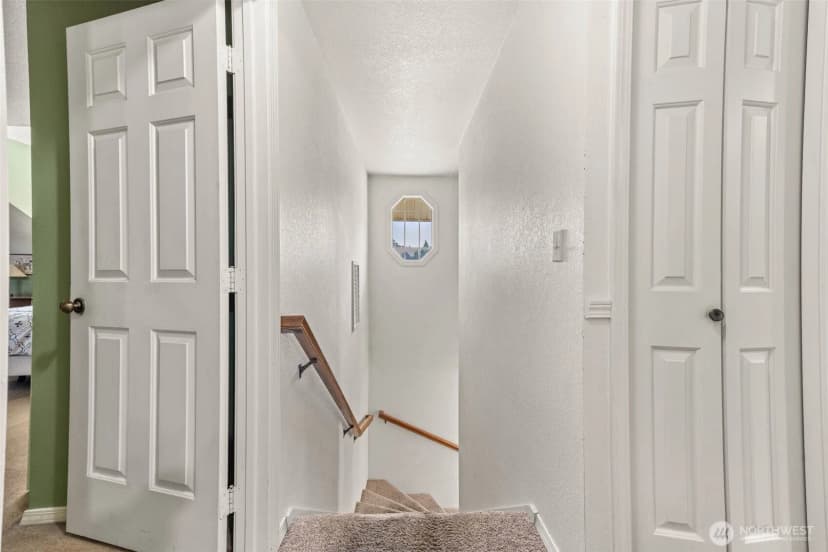 Property photo for 22127 109th Place Se, Kent photo 16