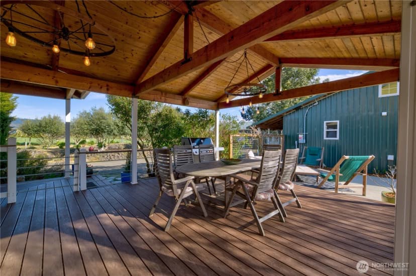 Property photo for 31 Blue Skies Lane, Cathlamet photo 18