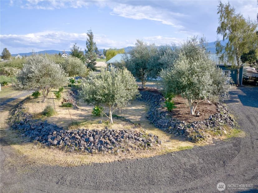 Property photo for 31 Blue Skies Lane, Cathlamet photo 27