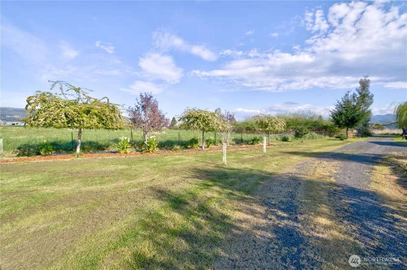 Property photo for 31 Blue Skies Lane, Cathlamet photo 24