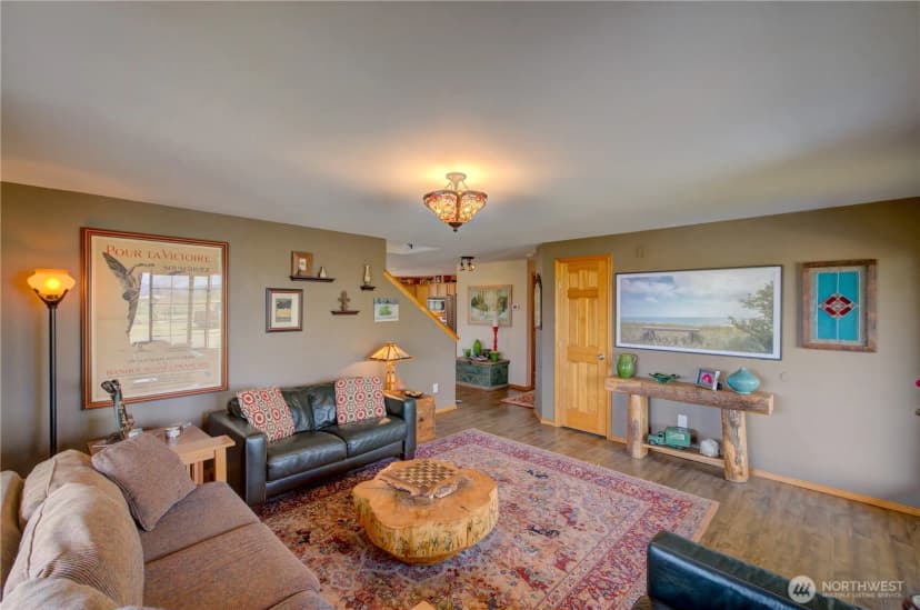 Property photo for 31 Blue Skies Lane, Cathlamet photo 7